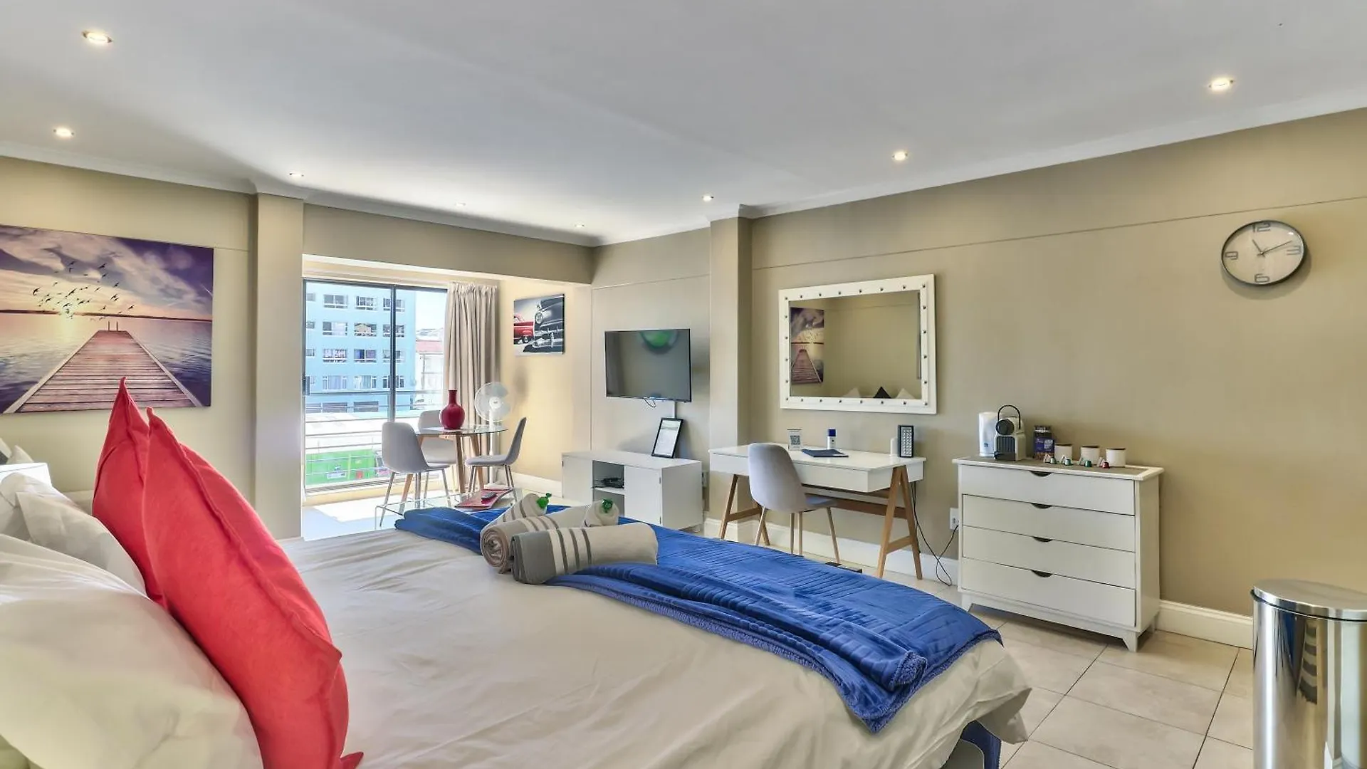 Firmont On Main Apartment Cape Town